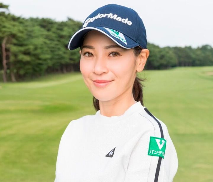 「グリップエンドの向きだけ」気にしたらOK！FWのコツを女子プロが解説