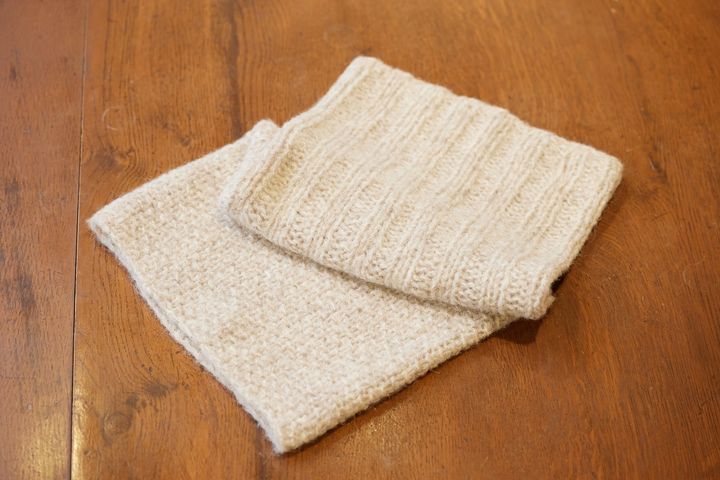 ふんわり柔らかなベビーアルパカの毛を使った「スヌード」