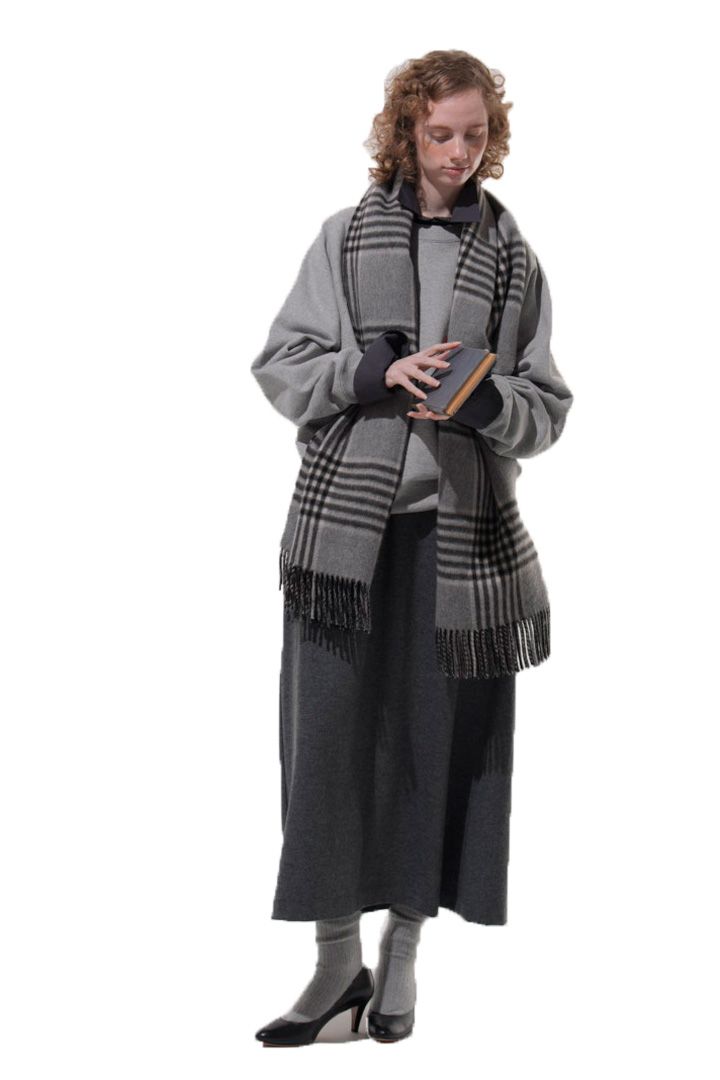 グレーのワントーンコーデは濃淡や柄でメリハリを【本日のFUDGE GIRL-3月7日】