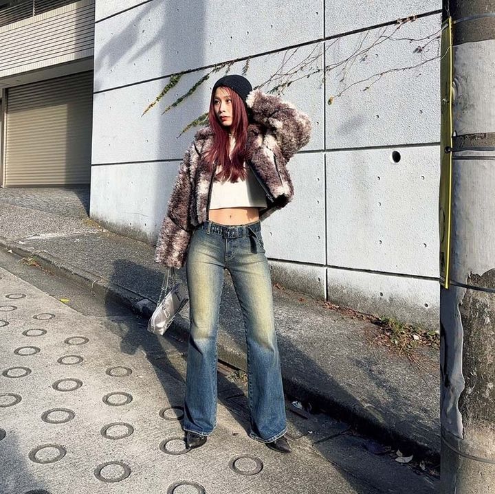 【SNAP】アウター映えするビンテージライクなデニムがポイント！ 髙原愛実さん