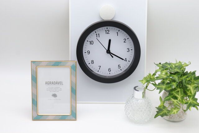 ダイソー 掛け時計 Casual mono 使用例 フック