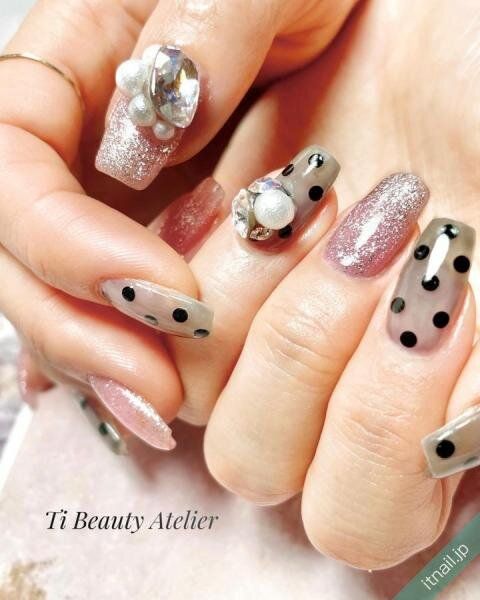 Ti Beauty Atelierが投稿したネイルデザイン [photoid:I0130390] via Itnail Design (747744)