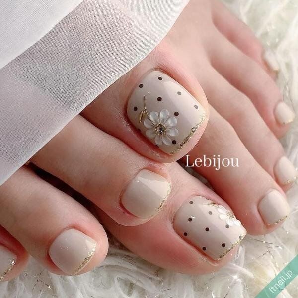 Le bijouが投稿したネイルデザイン [photoid:I0130603] via Itnail Design (747743)