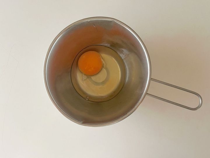 さっぱりクセになる、炒り卵大葉のパリおにぎり【渡辺友美子のパリおにぎりのレシピ vol.10 〜レシピで旅するヨーロッパ〜】