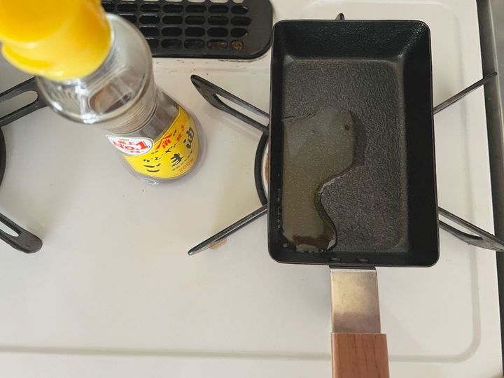 さっぱりクセになる、炒り卵大葉のパリおにぎり【渡辺友美子のパリおにぎりのレシピ vol.10 〜レシピで旅するヨーロッパ〜】