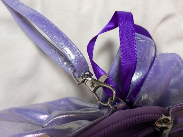 ショルダーストラップ