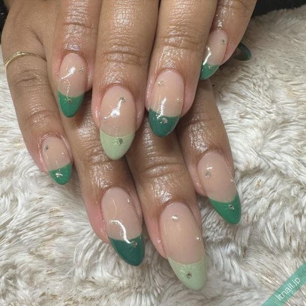 Marcelinaが投稿したネイルデザイン [photoid:I0126151] via Itnail Design (747866)