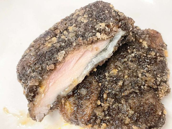 セブン「ザクチキ(漆黒のWペッパー)」