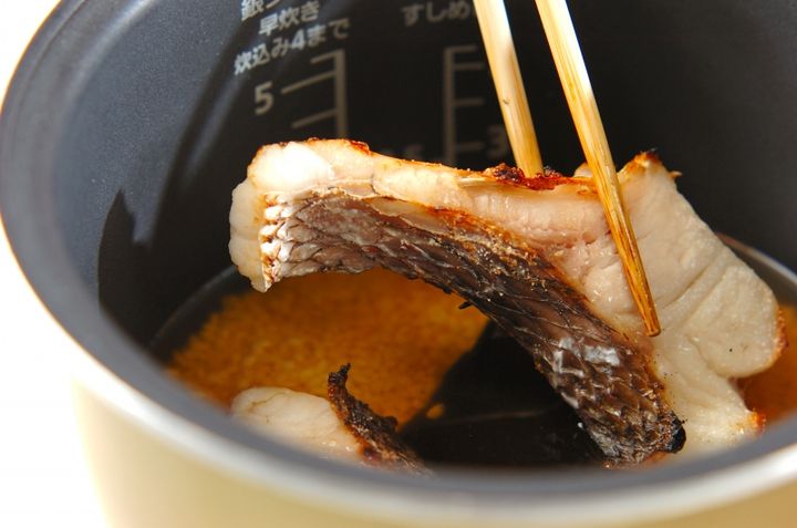 桜の塩漬け入り鯛飯の作り方2