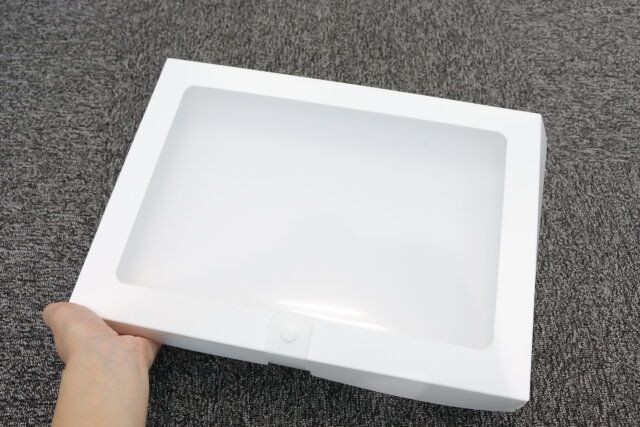 ダイソー ファイルケース 折り畳み、A4サイズ、白 組み立て 完成例