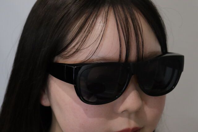 ダイソー オーバーサングラスA 眼鏡 着用例