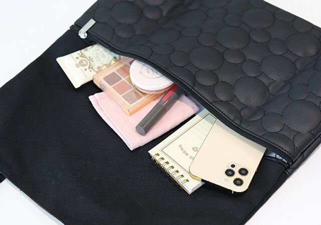 ディズニーダーリッチ黒トートバッグ付録レビュー外ポケット