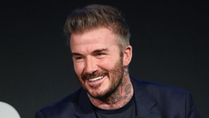 49歳ベッカム、有名寿司職人の日本料理をパリで堪能！「大将」「ありがとう」