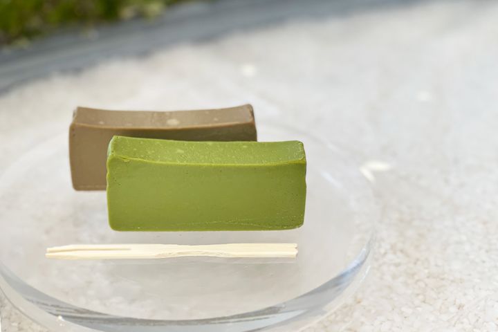 「羊羹テリーヌ お抹茶とほうじ茶」950円 