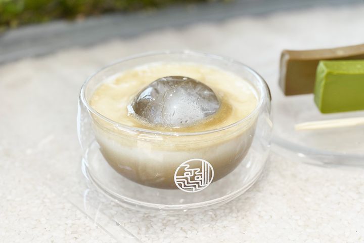 「ほうじ茶ラテ（冷）」950円