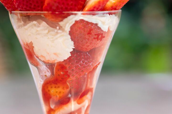 いちごパフェやフルーツサンドのモーニングが人気♪ 飯田橋駅直結の果実園リーベル