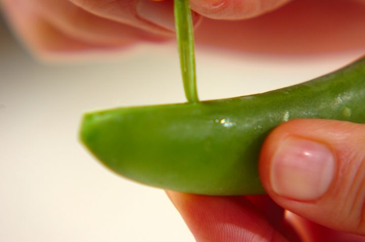 ほっこり タケノコと鶏肉の彩り煮物の下準備2