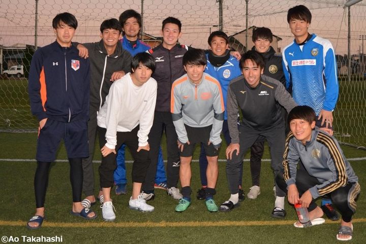 J1ファジアーノ岡山MF嵯峨理久「先輩だろうが勝たないといけない」、浦和レッズMF松尾佑介との初の真剣勝負の行く末