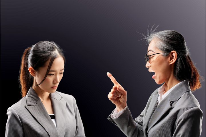 仕事で生じたすれ違いのイメージ