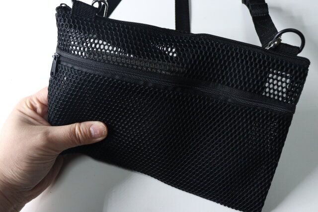 スマホショルダーバッグ（メッシュ） 透け感