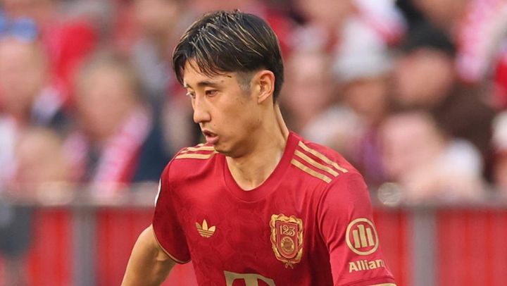 世界的強豪と降格危機チームの日本人対決がまさかの結果に！監督「言い訳や謝罪は…」