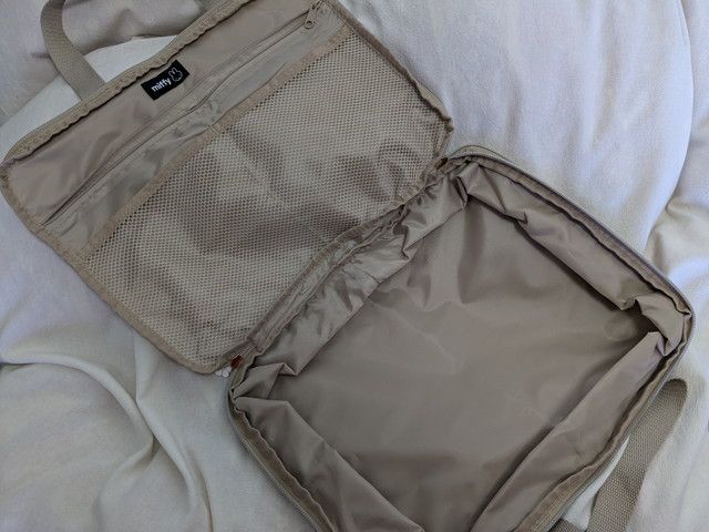 ミッフィー圧縮収納ポーチ開けたところ