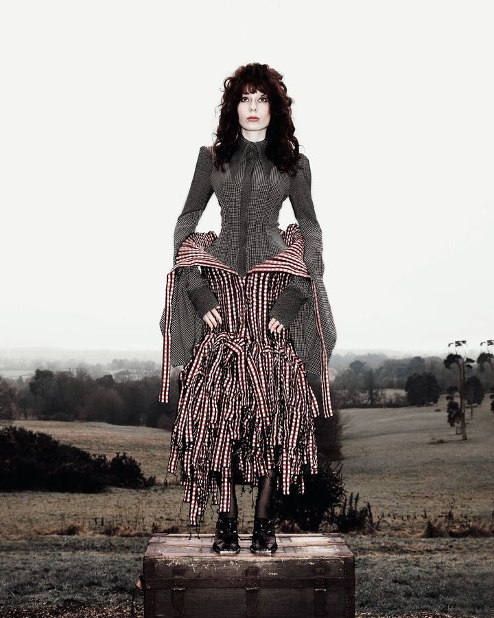 2025年春夏コレクションより。Photo_ Courtesy of Maximilian Raynor