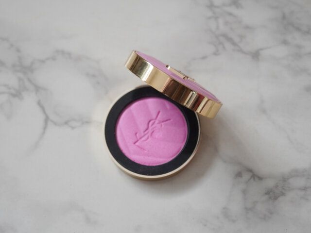 イヴサンローラン「YSL メイクミーブラッシュパウダー」42 ベビードール ピンク
