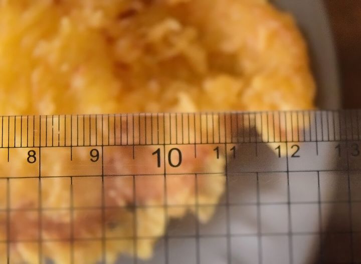 丸亀製麺「甘辛しょうがダレのはみ出る豚天ぶっかけうどん」