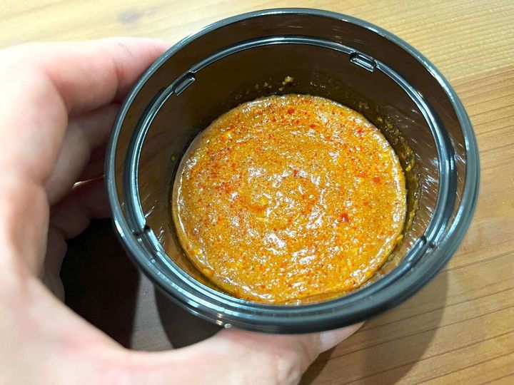 吉野家の「にんにくマシマシから揚げ超特盛丼」