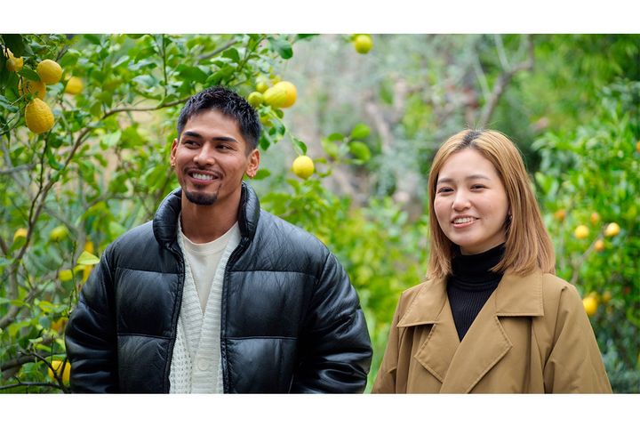 （左）ダンサーのアル、（右）最年少のミミ