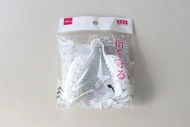 ダイソーのスライサーグリップのパッケージ
