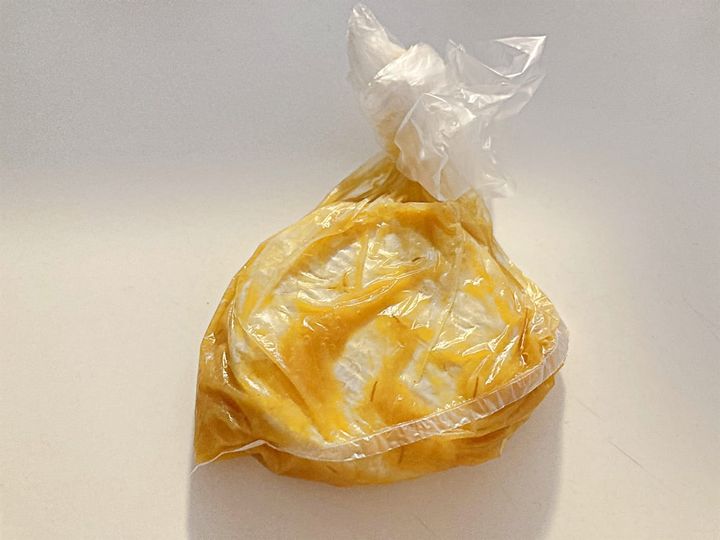 みそダレに漬けたカマンベールチーズ