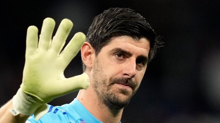 世界的守護神の代表復帰でライバルGKが怒りの代表引退！「こんな行為を容認する組織にはいられない」