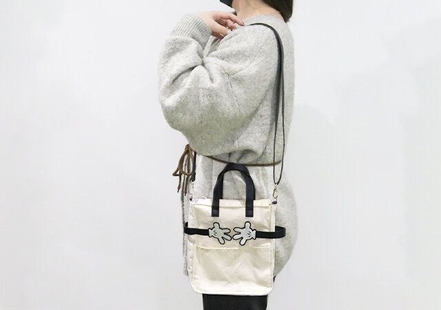 Disney［ディズニー］ミッキー ショルダーバッグ produced by Areeam