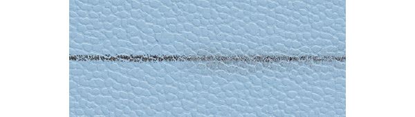 こするとわずかに薄くなるけれど、色が広がったりはしない印象