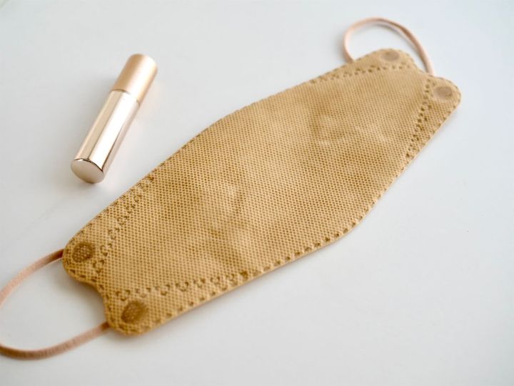 口紅がマスクにつかない方法