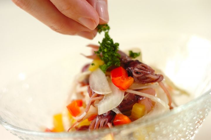 ホタルイカと新玉ネギのマリネの作り方2