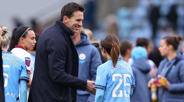 日本人女子を好んだ海外強豪監督、決勝戦5日前に電撃解任！その理由は…「物議を醸す人物」