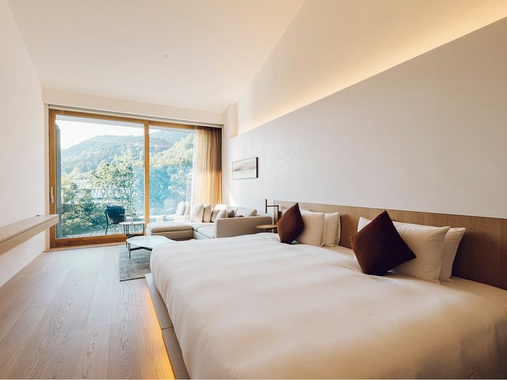 嵐山ビューの清々しいゲストルーム。