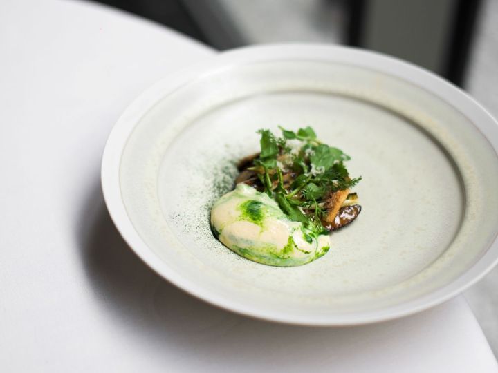 アワビの火入れは精妙だ。