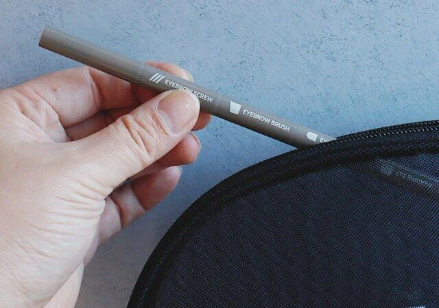 ダイソー メイクブラシ（ロケット）