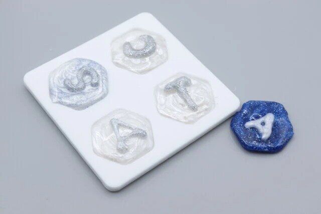 ダイソー 手芸ツール スティック状