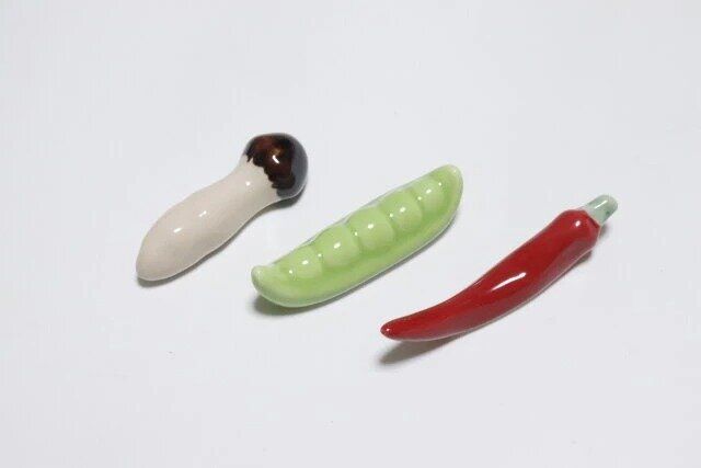 ダイソー 陶器箸置き 野菜