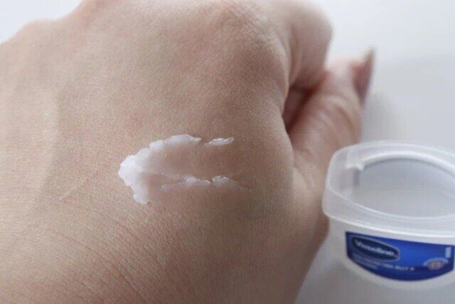 ダイソー 保湿 ミニサイズ