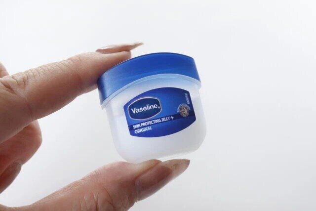 ダイソー ワセリン クリーム