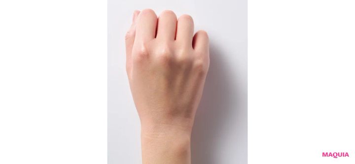 透明感を底上げする新作トーンアップUVを検証！ カラーやテクスチャー、肌映えをチェック_20