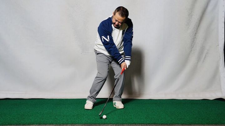 手上げになってないか簡単チェック！アイアンの飛距離アップのコツは？