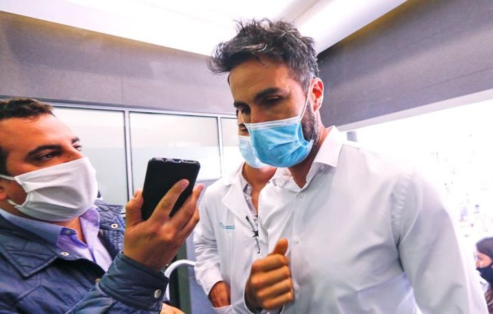 過失致死で訴えられた故マラドーナの元担当医、ガチムチ化に現地騒然！「まるで別人」