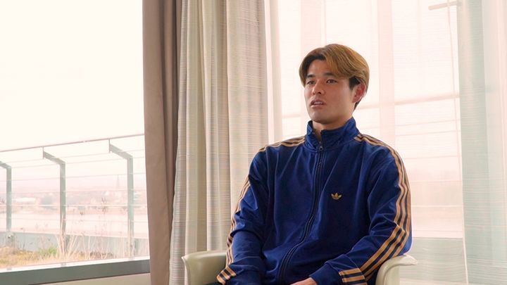 日本代表に呼ばれない24歳MF、独占取材で明かしたドイツ挑戦の覚悟！代表復帰については「ブラさずにやることが大事」